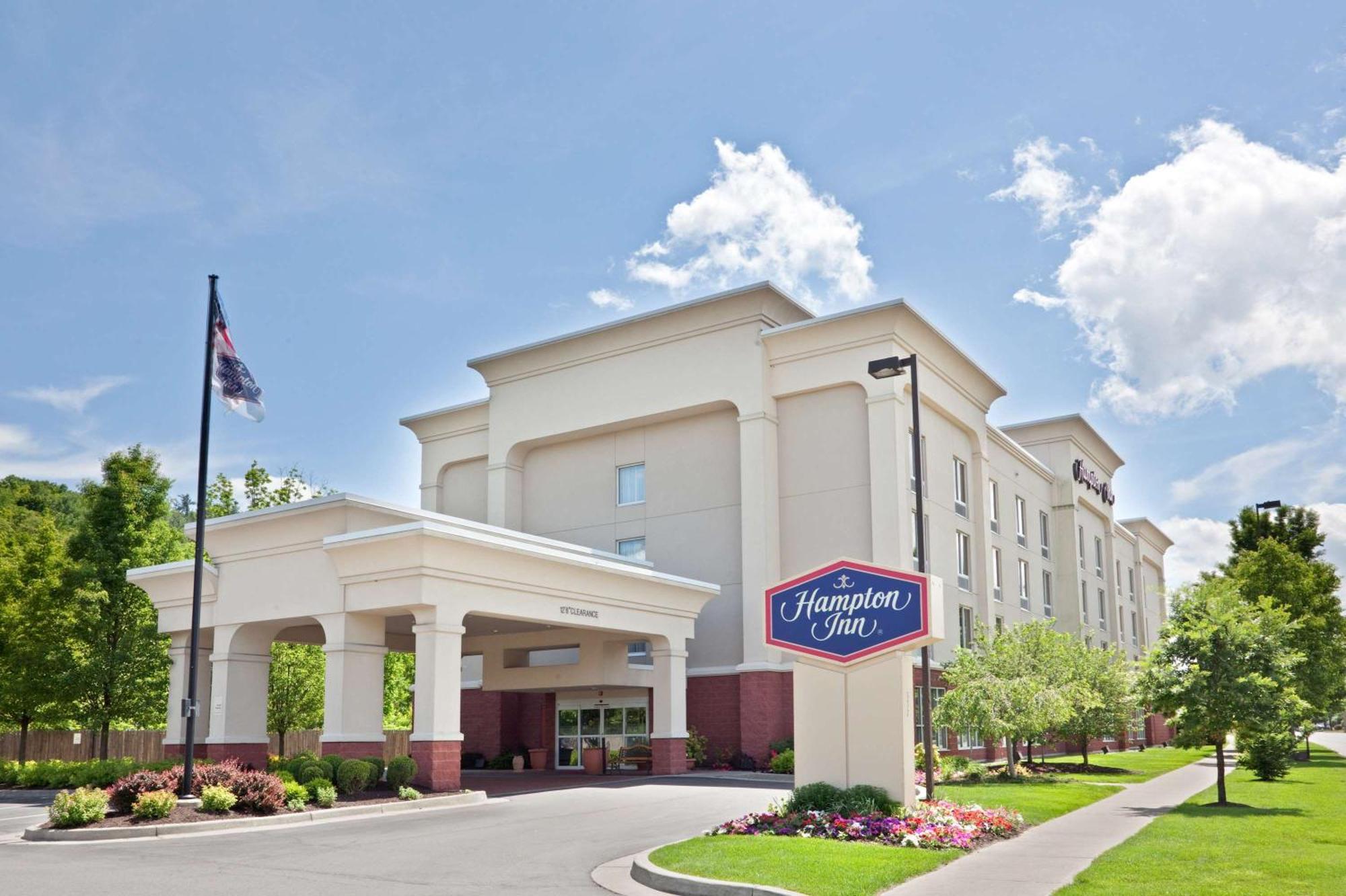 Hampton Inn Ithaca Exterior photo