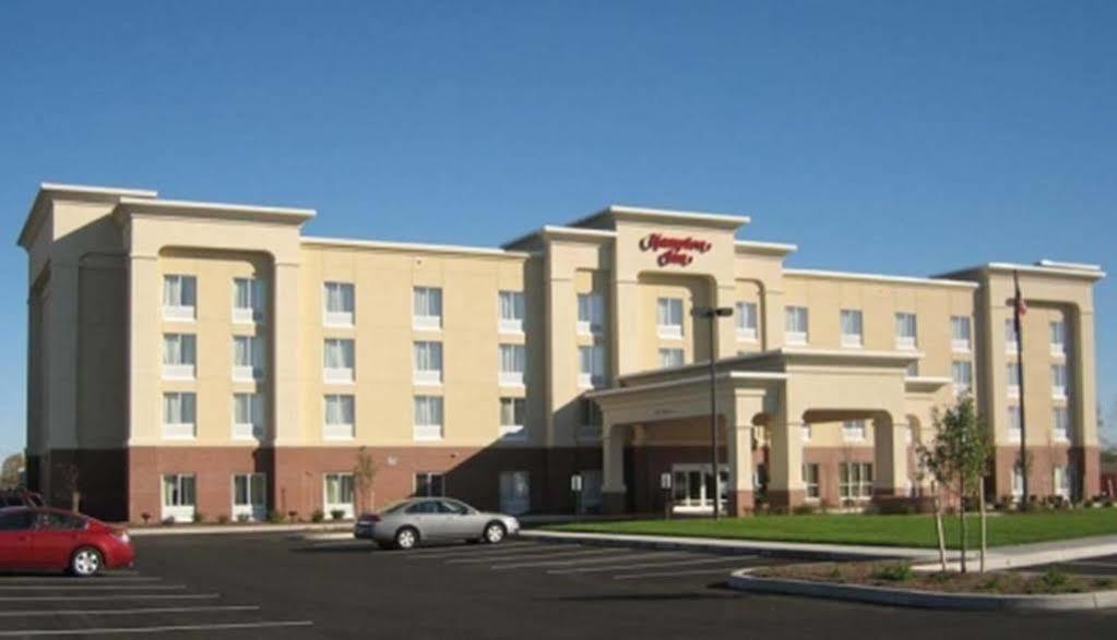 Hampton Inn Ithaca Exterior photo