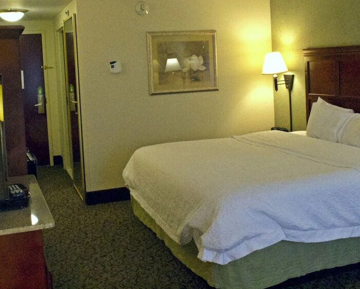 Hampton Inn Ithaca Exterior photo